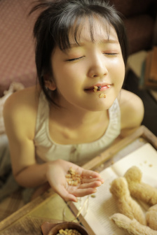 八角亭迷雾剧场